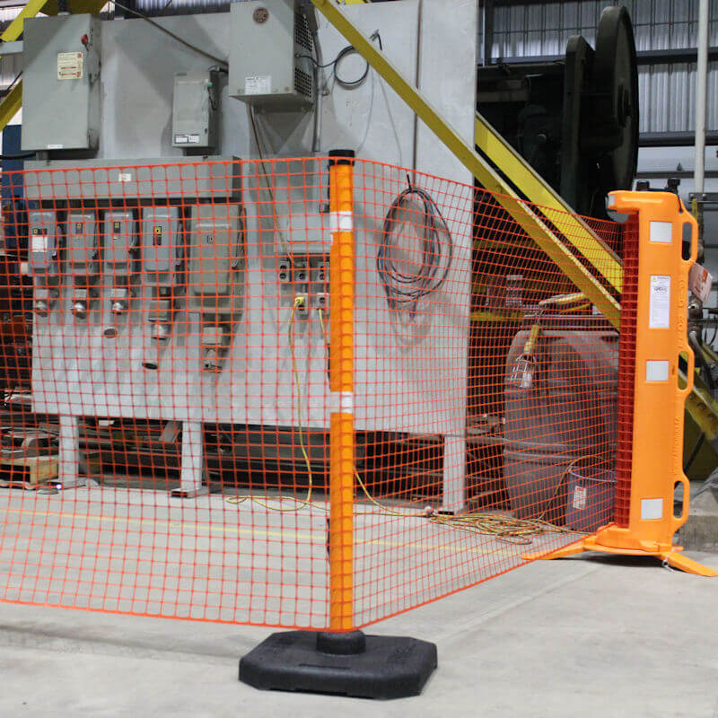 RAPIDROLL® OUTDOOR PORTABLE BARRIER SYSTEM